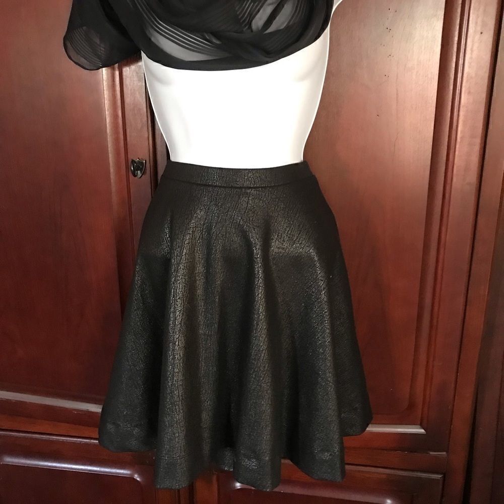🌈Express Faux Leather S/P Black Skirt!